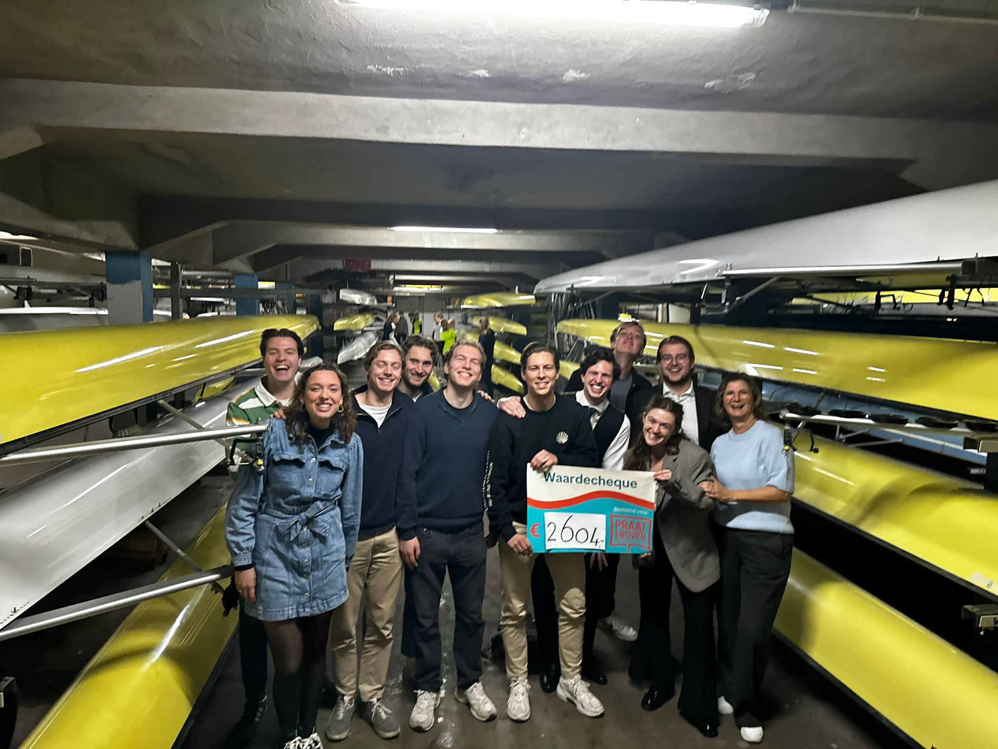 113b6c18-f249-4f60-8d1d-fd0c993f4011 2