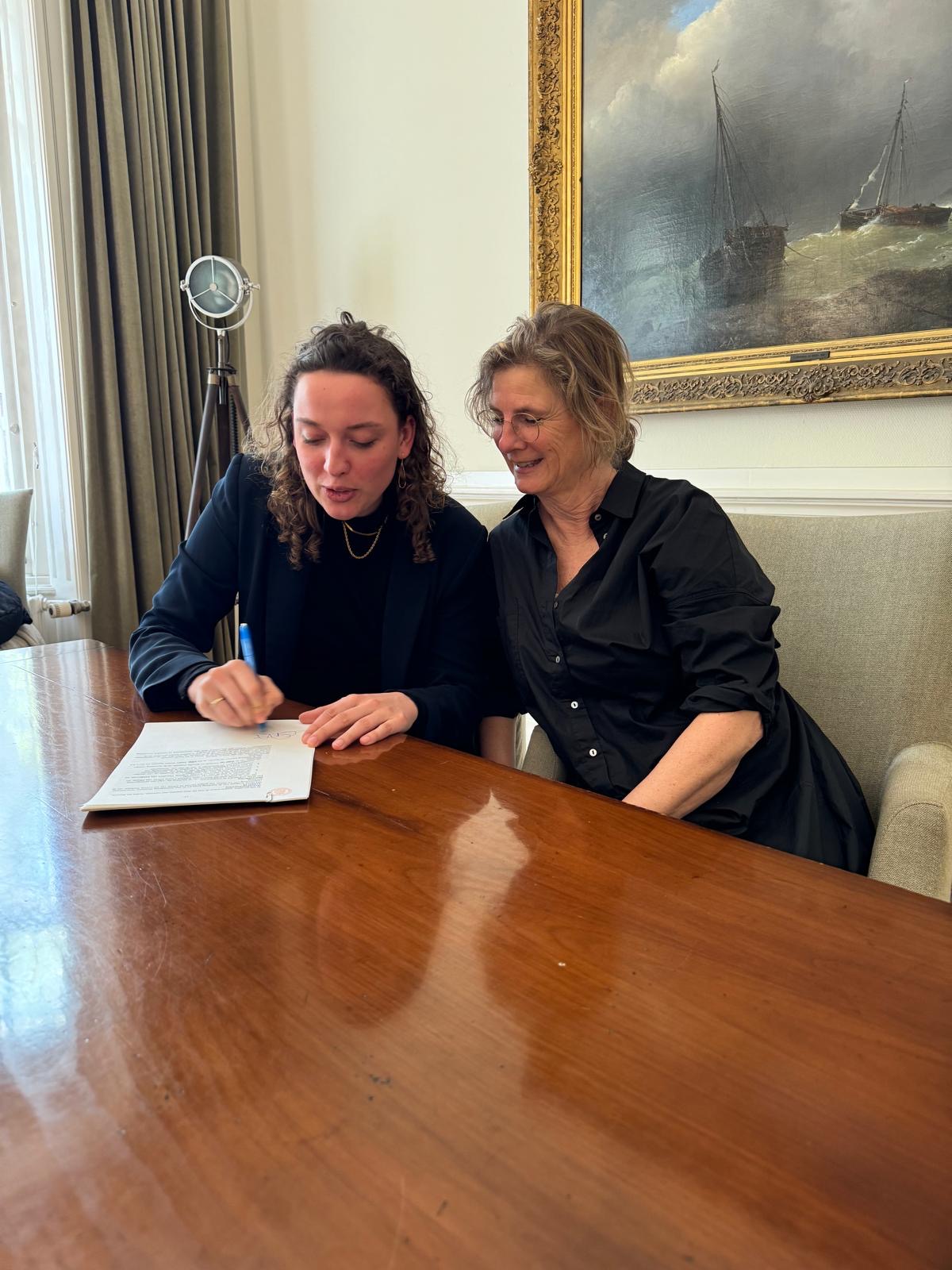 75de53b5-ef49-481f-98eb-84de81d9df83